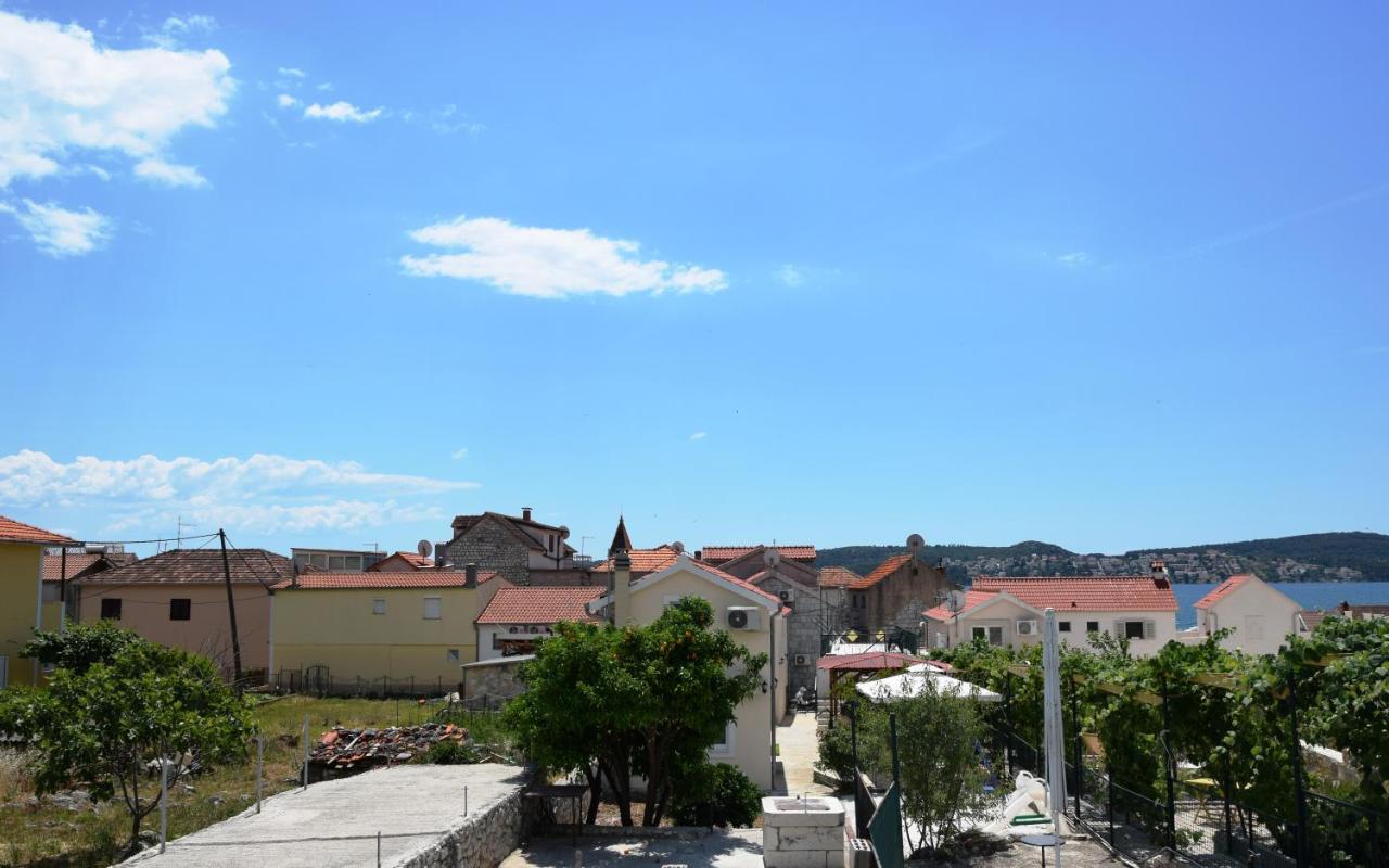 Villa Marta'S - Marta I Trogir Exterior photo
