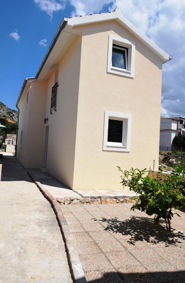 Villa Marta'S - Marta I Trogir Exterior photo