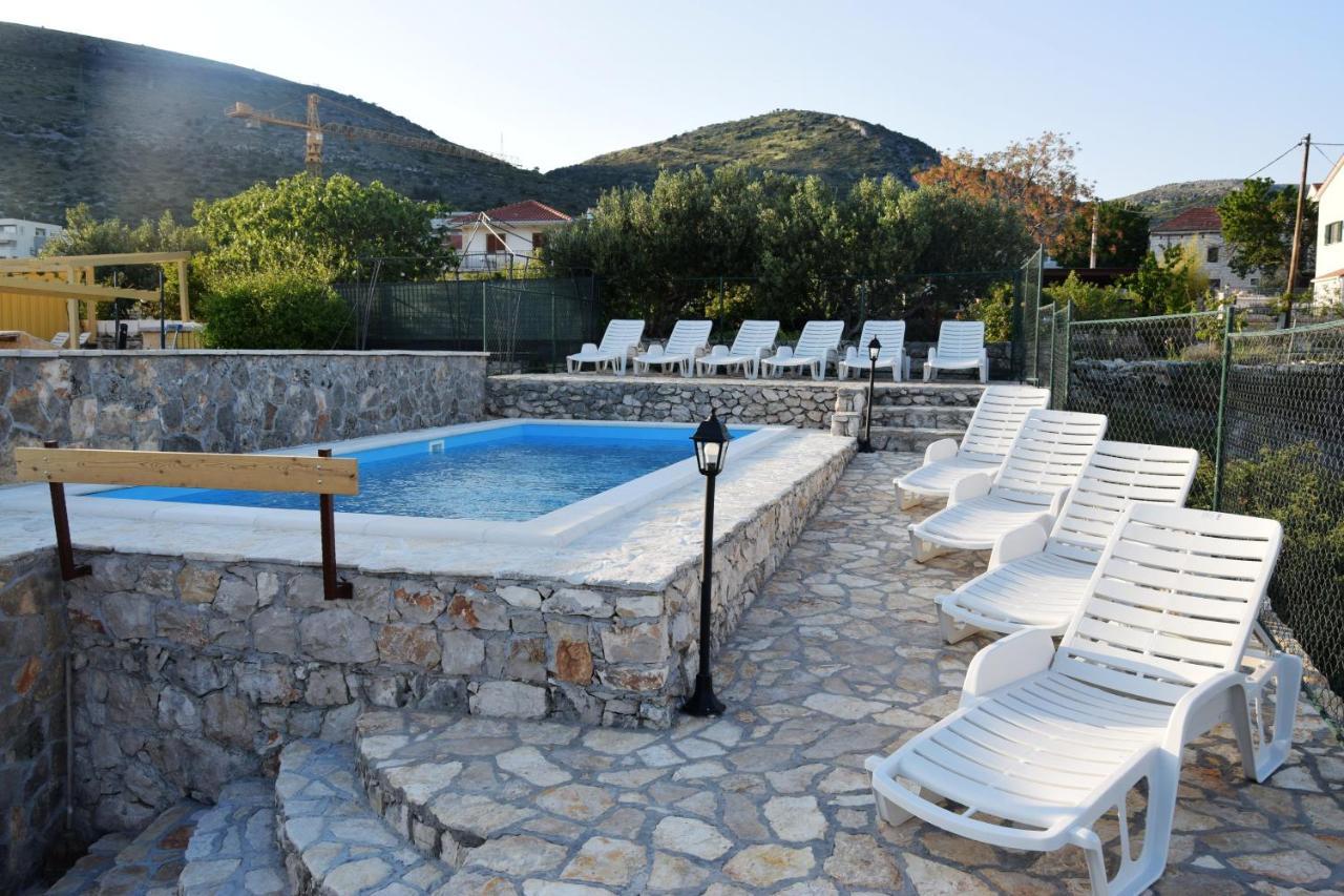 Villa Marta'S - Marta I Trogir Exterior photo